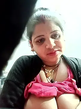 Snapshot of Rani_sahiba chatting on January 10, 2026, 7:42 pm Rani sahiba online show from January 10, 2026, 7:42 pm