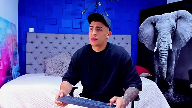 adrian ray online show from September 13, 2025, 11:43 am