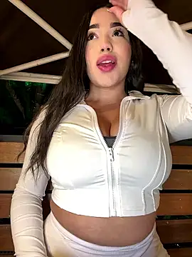 SofiaWildee online show from January 13, 2026, 12:15 am