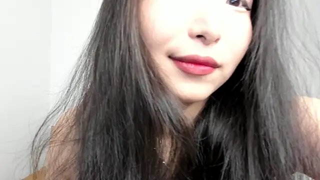 Soyun Mia online show from February 25, 2026, 2:39 pm