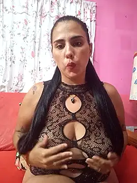 Snapshot of kariciasecreta chatting on January 19, 2026, 3:10 am kariciasecreta online show from January 19, 2026, 3:10 am