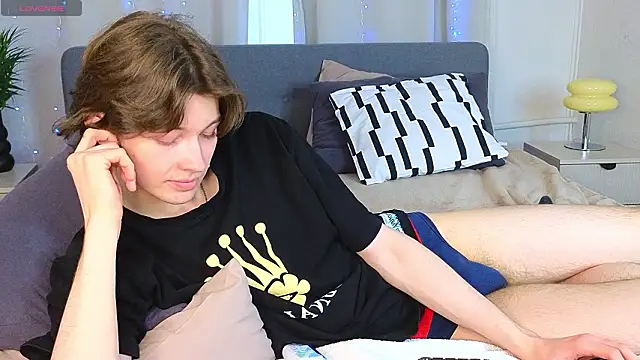  Den1s  online show from February 17, 2026, 12:35 pm