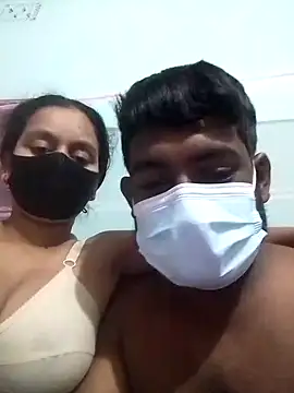 Snapshot of bappyandbanulove chatting on October 5, 2025, 5:14 pm bappyandbanulove online show from October 5, 2025, 5:14 pm