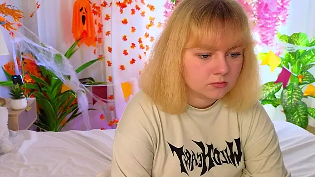 DianaJacobs online show from November 9, 2025, 8:29 am