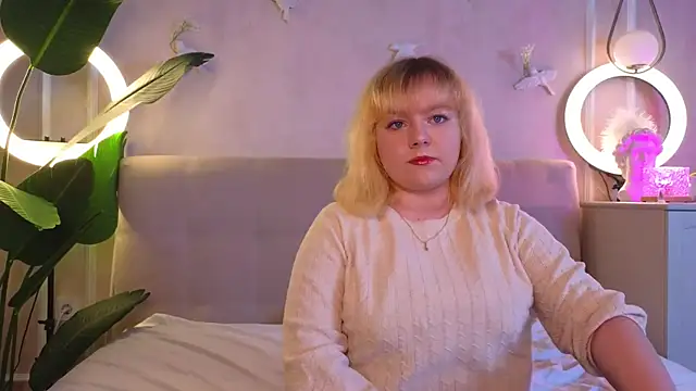 DianaJacobs online show from November 7, 2025, 10:09 am