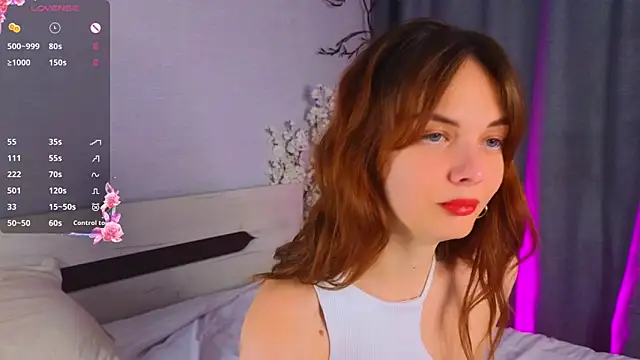 Snapshot of LisaDrake chatting on September 21, 2025, 8:14 pm LisaDrake online show from September 21, 2025, 8:14 pm