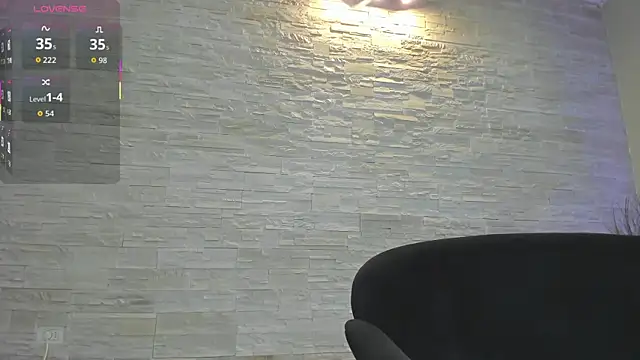 Jelly Bee online show from October 2, 2025, 7:50 pm