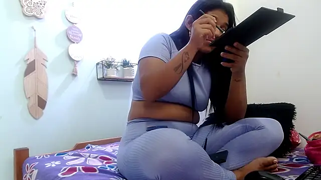 ashlyanaldeep18 online show from January 11, 2026, 2:18 am