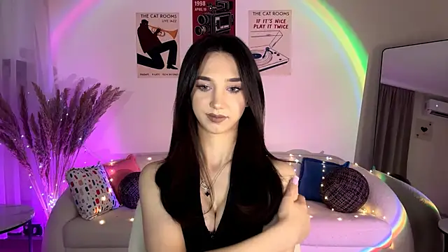 Snapshot of LinaMour chatting on July 16, 2026, 10:18 pm LinaMour online show from July 16, 2026, 10:18 pm