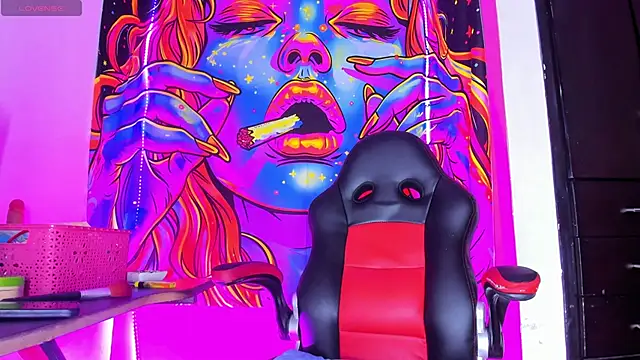 Brianna1   online show from October 29, 2025, 6:29 pm