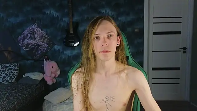 Snapshot of artass2 chatting on June 14, 2026, 1:46 am artass2 online show from June 14, 2026, 1:46 am