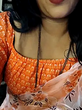 Snapshot of Angel0731 chatting on February 17, 2026, 7:44 pm Angel0731 online show from February 17, 2026, 7:44 pm