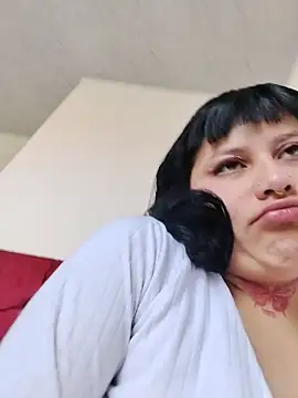 Eva Clark01 online show from December 17, 2025, 12:32 pm