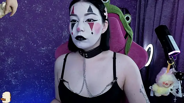 MargarettRose online show from July 15, 2026, 4:30 am