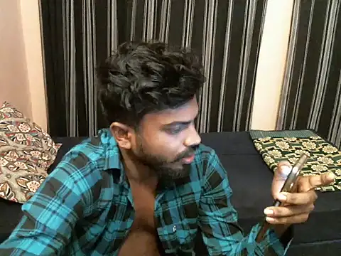 Snapshot of indianbighard21 chatting on June 18, 2026, 4:22 am indianbighard21 online show from June 18, 2026, 4:22 am
