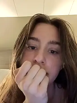 freakylittlebitch69 online show from September 12, 2025, 2:34 am