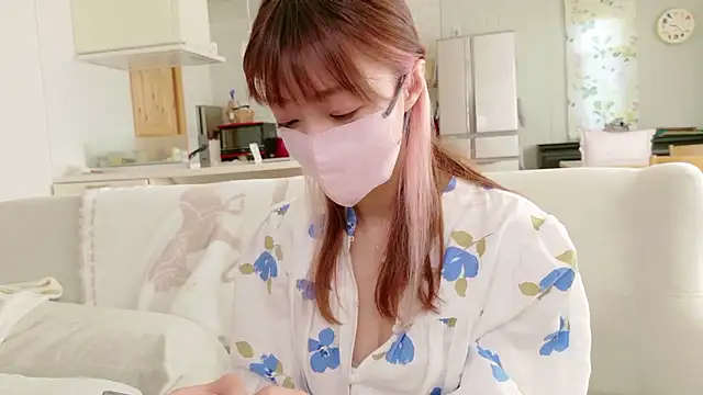 SUZU 1201 online show from September 12, 2025, 12:22 am