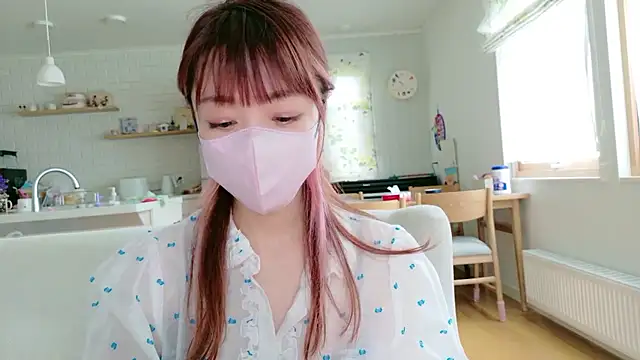 SUZU 1201 online show from July 19, 2026, 1:36 am