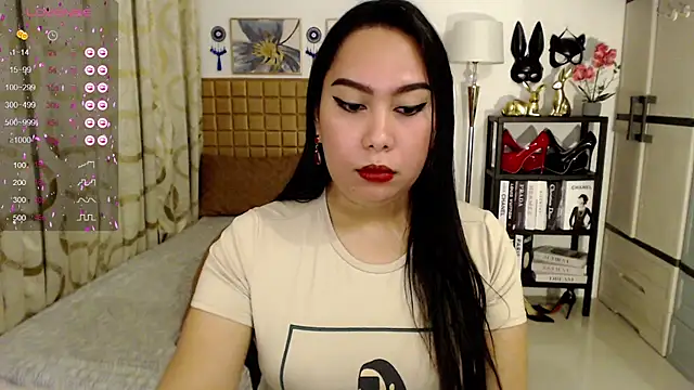 iamyourfantasyxx online show from June 16, 2026, 1:27 am