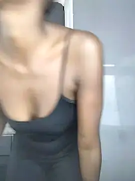 Snapshot of Melanin2002 chatting on April 29, 2026, 10:30 am Melanin2002 online show from April 29, 2026, 10:30 am