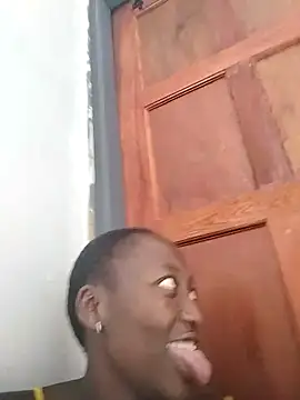 Melanin2002 online show from April 9, 2026, 9:37 am