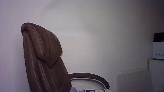 MartaXLove online show from November 4, 2025, 3:27 pm