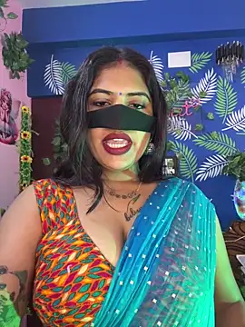 V-Hot-Sweti online show from December 22, 2025, 4:29 pm