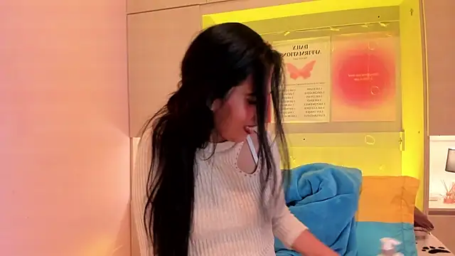 LexxaQueen online show from October 28, 2025, 4:13 am