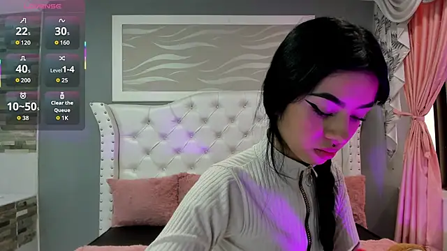  camila ortiz online show from September 26, 2025, 7:43 pm