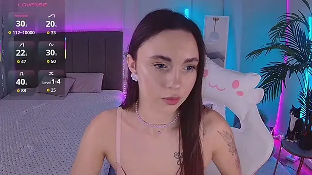 Leri Star online show from November 17, 2025, 8:46 pm