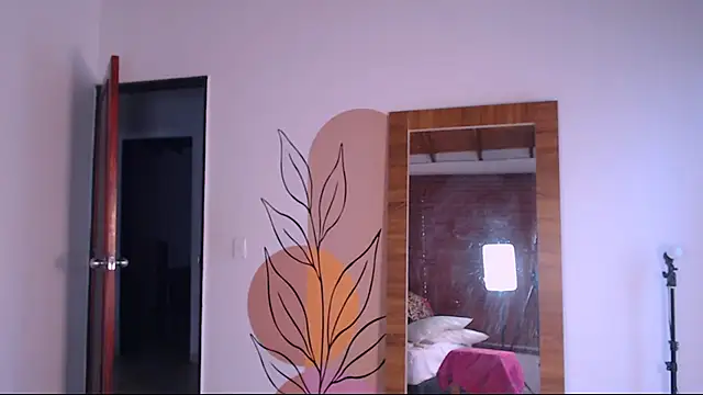 dakota leen online show from November 7, 2025, 9:41 pm