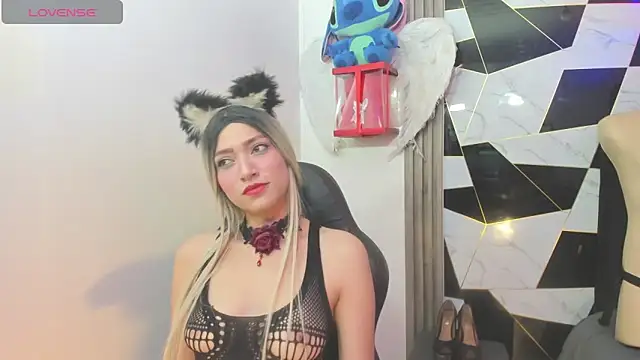 Snapshot of sophia_arevalo chatting on February 13, 2026, 3:17 am sophia arevalo online show from February 13, 2026, 3:17 am