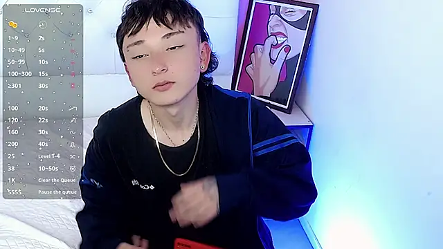 x karloss x online show from September 10, 2025, 4:55 am