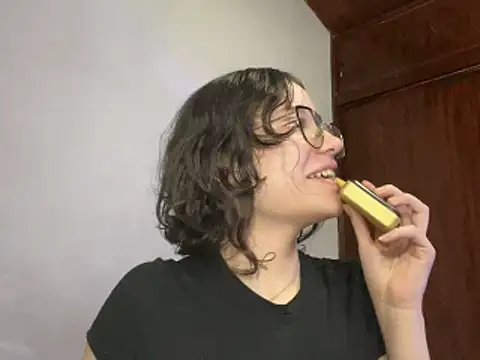 sukubo   online show from December 14, 2025, 5:13 am