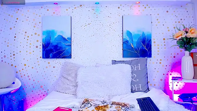 Emily Vaughan online show from January 9, 2026, 3:24 am