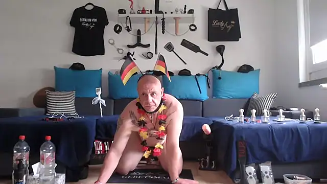 Sklave-Sille online show from June 17, 2026, 1:10 pm