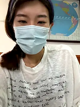 Lulu125216 online show from September 11, 2025, 5:51 am