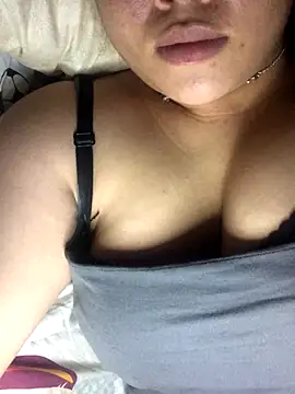 Linhmai bb online show from October 5, 2025, 3:25 pm