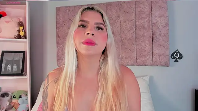 naomi sanz online show from October 25, 2025, 10:21 pm