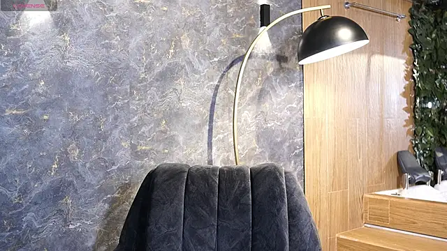 Snapshot of Tayler_Kim chatting on October 25, 2025, 6:30 pm Tayler Kim online show from October 25, 2025, 6:30 pm