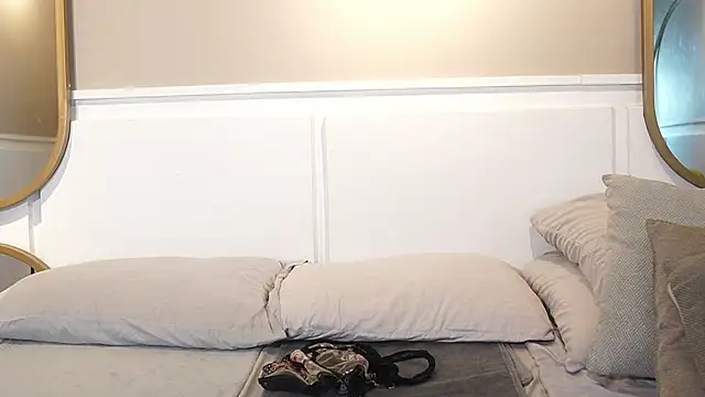 Snapshot of Tayler_Kim chatting on January 9, 2026, 7:10 pm Tayler Kim online show from January 9, 2026, 7:10 pm