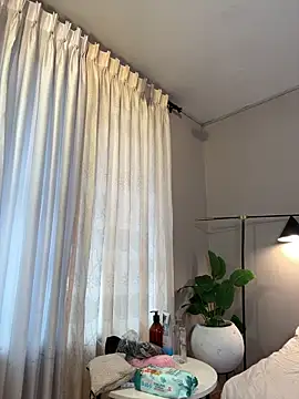 Snapshot of Tayler_Kim chatting on February 17, 2026, 6:38 pm Tayler Kim online show from February 17, 2026, 6:38 pm