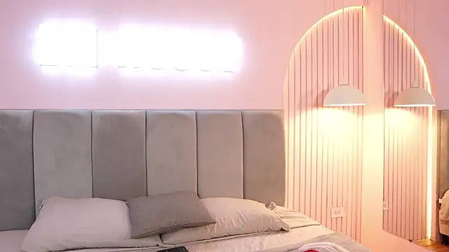 Snapshot of Tayler_Kim chatting on January 7, 2026, 6:46 pm Tayler Kim online show from January 7, 2026, 6:46 pm