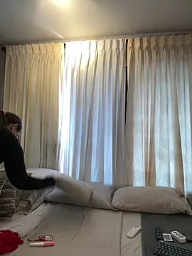 Tayler Kim online show from March 31, 2026, 6:43 pm