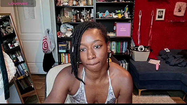 Snapshot of MarleyAquafina chatting on December 1, 2025, 1:56 pm MarleyAquafina online show from December 1, 2025, 1:56 pm