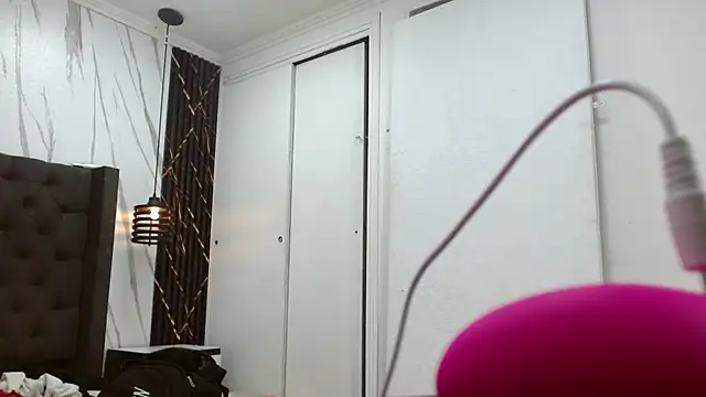 aston xvera online show from January 13, 2026, 3:54 am