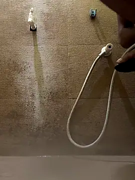 Snapshot of ApexO45 chatting on November 23, 2025, 11:48 pm ApexO45 online show from November 23, 2025, 11:48 pm