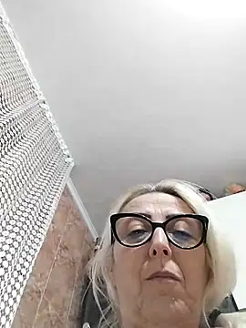 Snapshot of _sexyBLONDE46_ chatting on October 2, 2025, 4:32 pm  sexyBLONDE46  online show from October 2, 2025, 4:32 pm