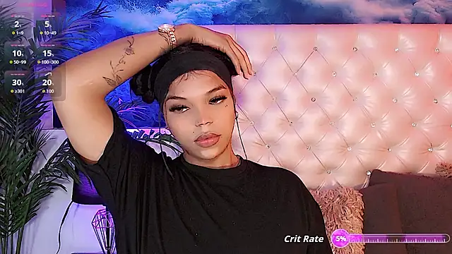 Valeria Swett  online show from February 5, 2026, 9:43 pm