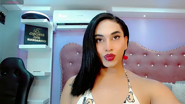 Snapshot of Valeria_Swett_ chatting on October 11, 2025, 7:26 pm Valeria Swett online show from October 11, 2025, 7:26 pm